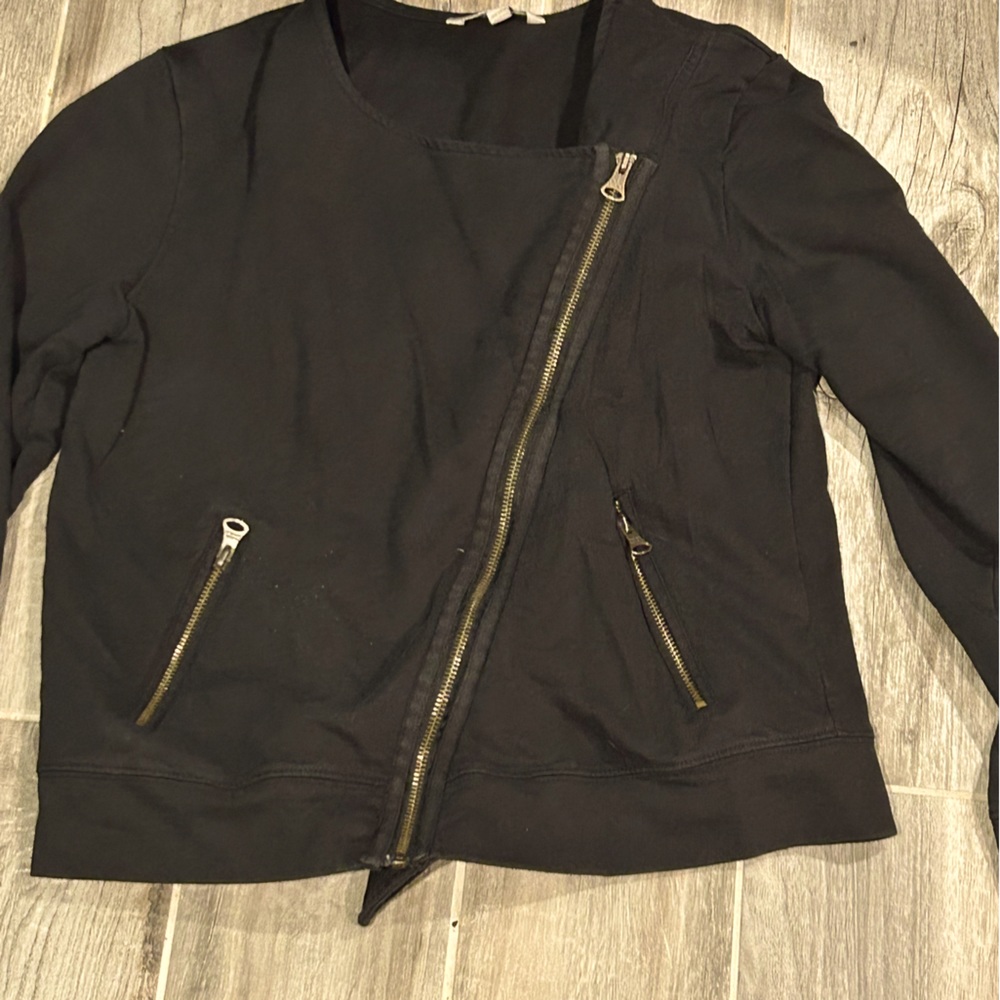 Women’s Banana Republic sweater